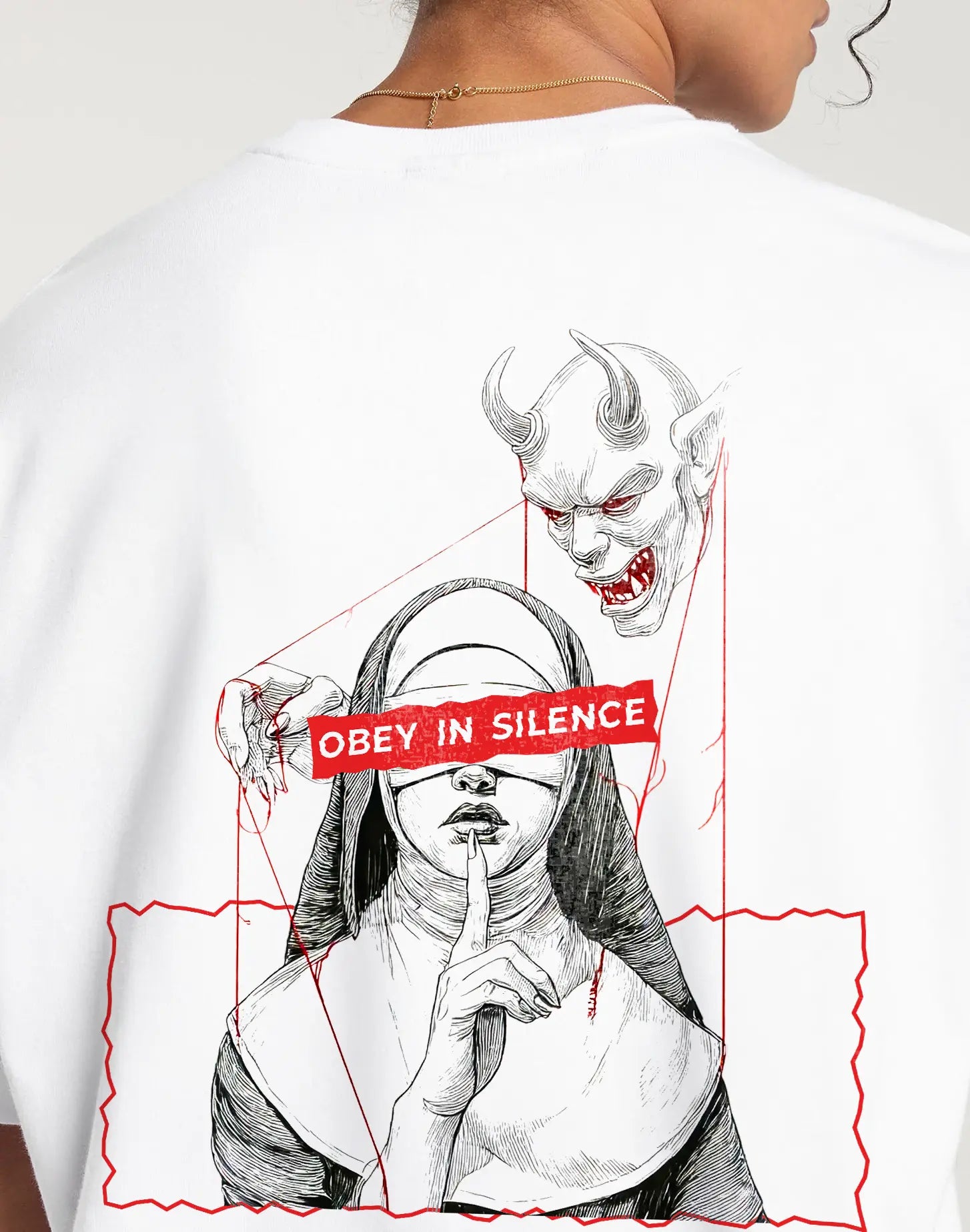 OBEY IN SILENCE – Manipulation Graphic Oversized Tee