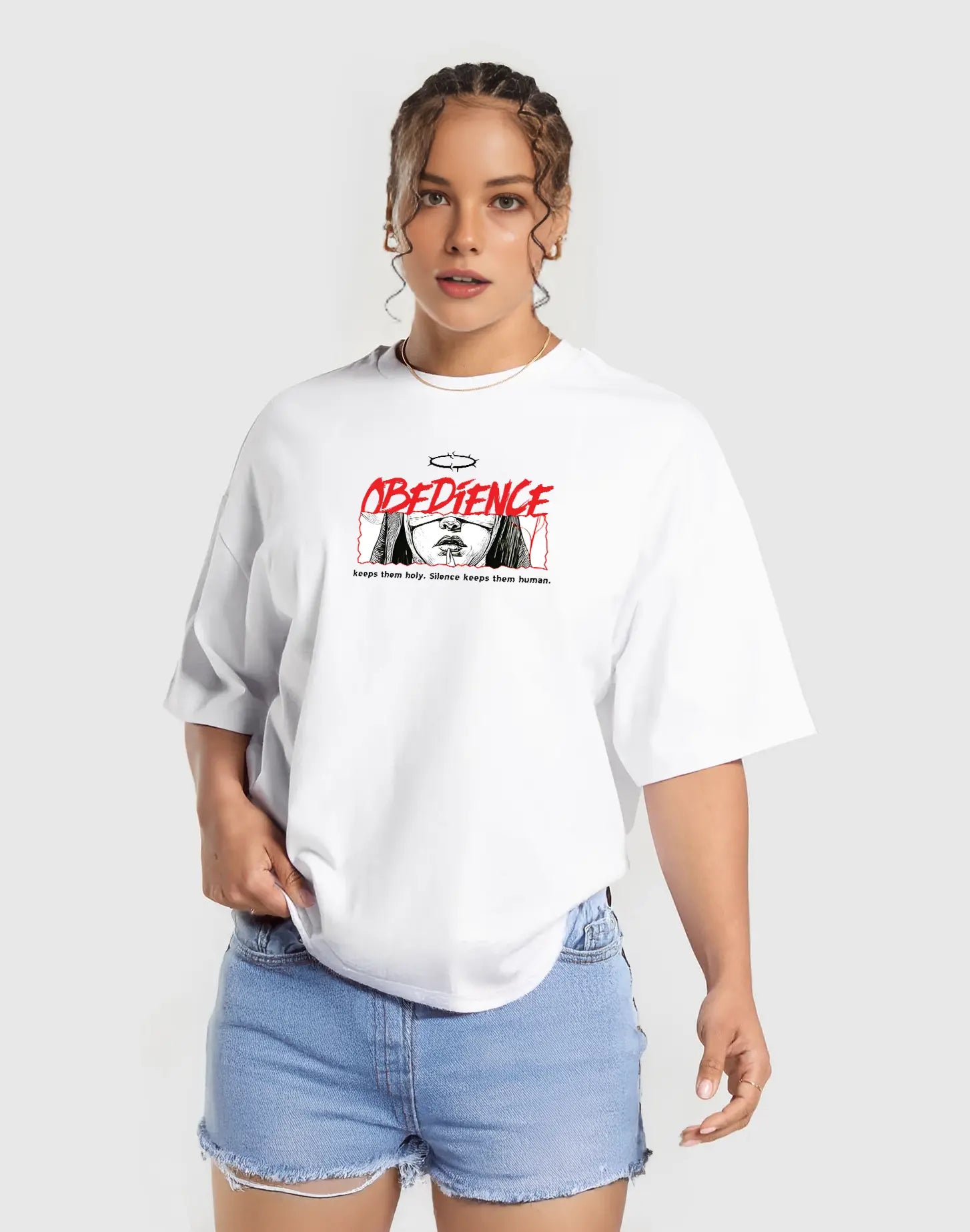 OBEY IN SILENCE – Manipulation Graphic Oversized Tee
